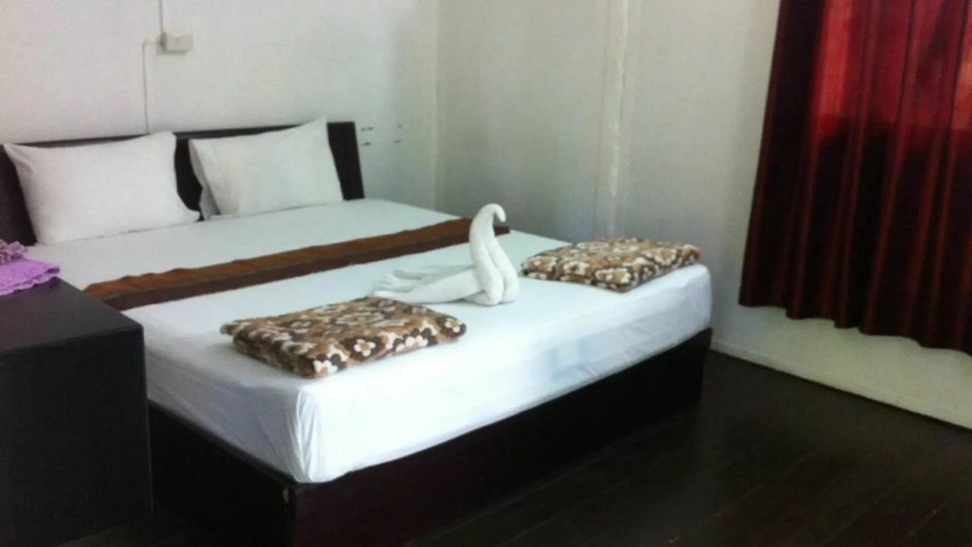 Flower Resort Koh Tao