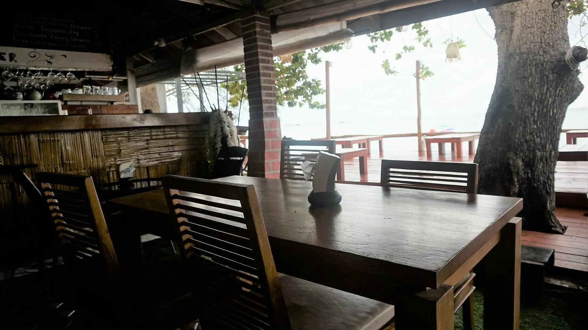 Flower Resort Koh Tao